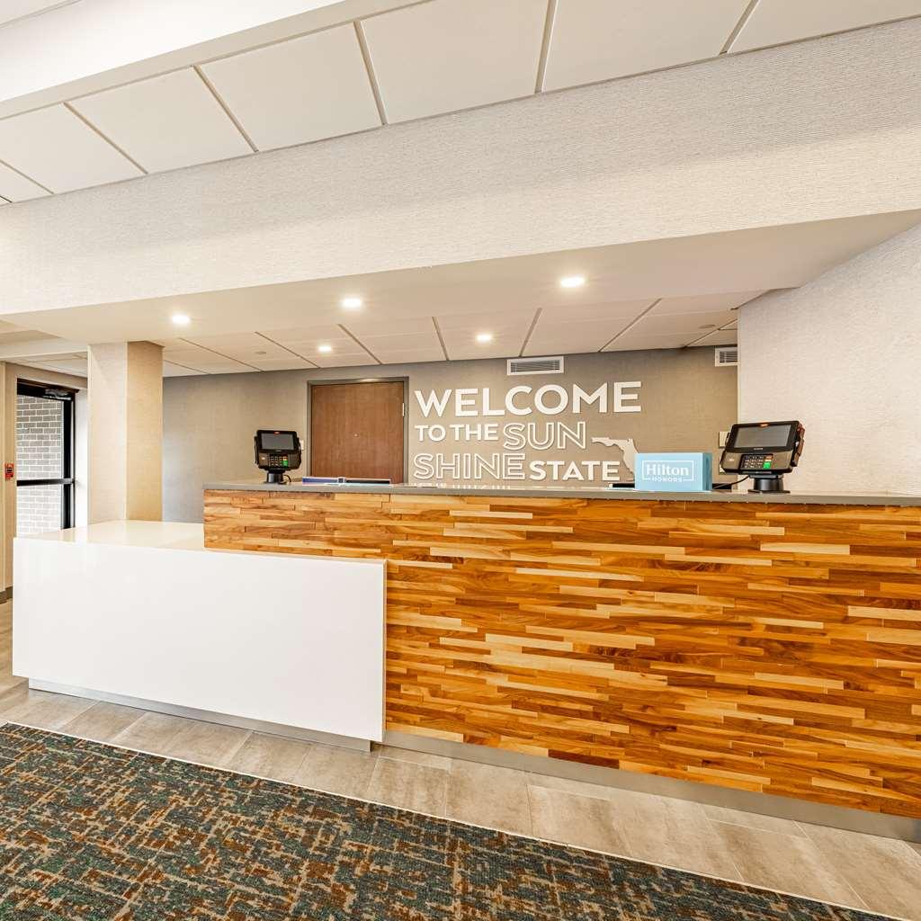 Hampton Inn Gainesville Exteriör bild