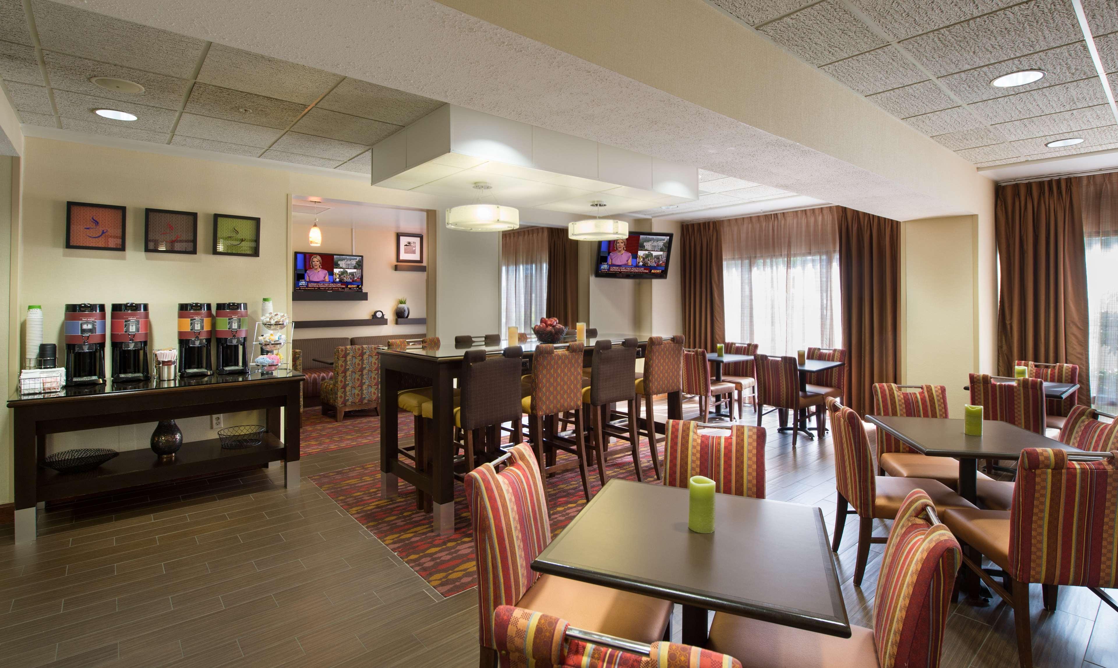 Hampton Inn Gainesville Exteriör bild