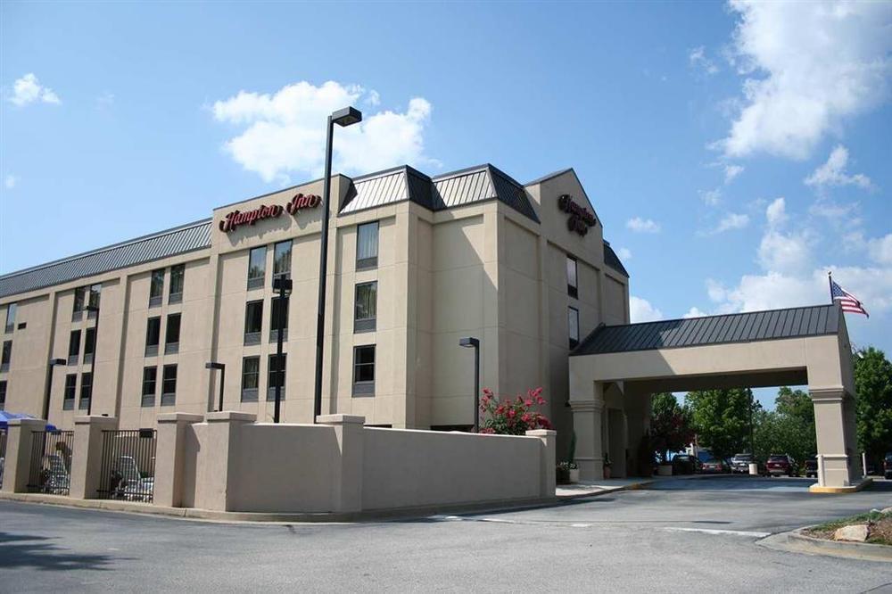 Hampton Inn Gainesville Exteriör bild
